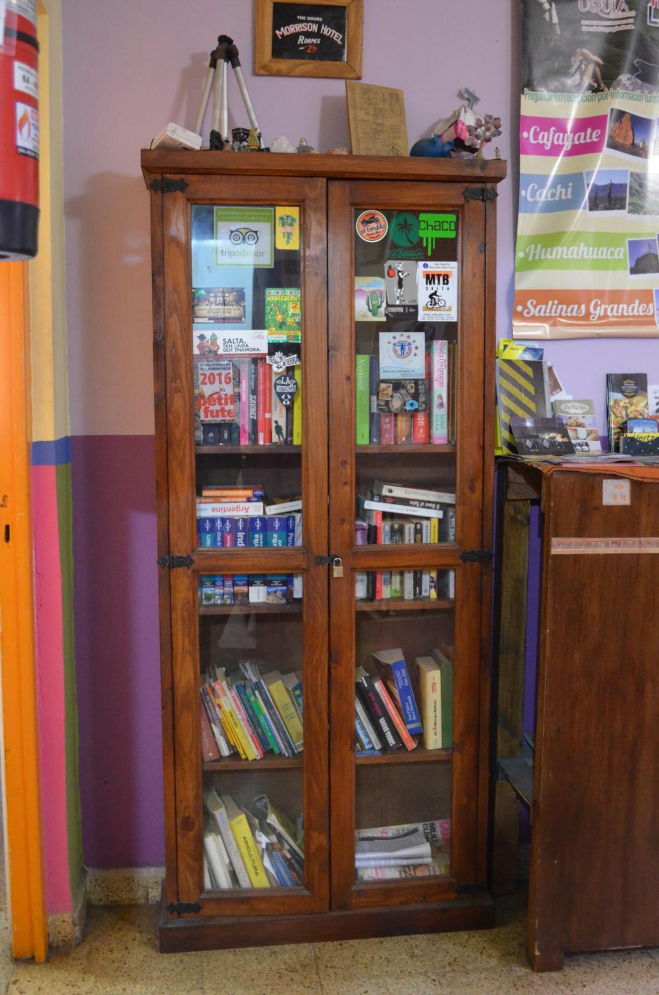 La Covacha Youth Hostel